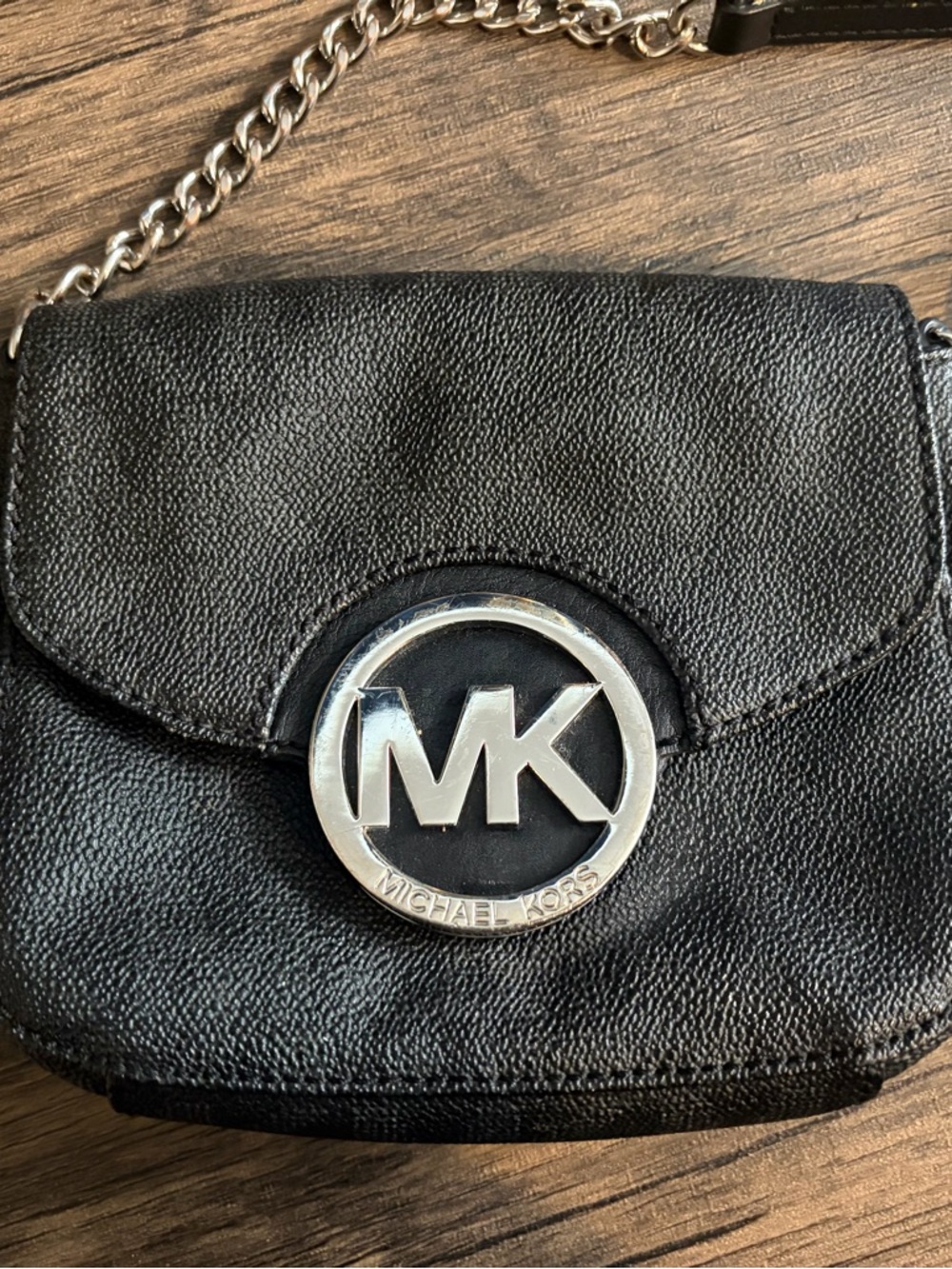 Michael Kors Fulton Small Crossbody – Black/Silver